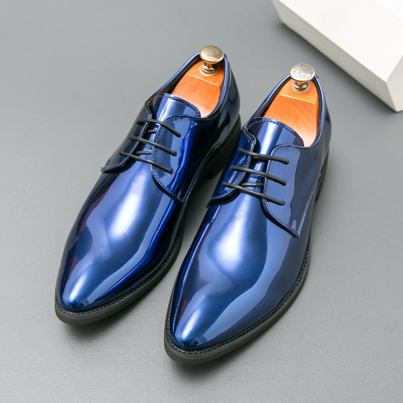 Модные туфли дерби мужские туфли из искусственной кожи на низком каблуке с острым носком для банкета парикмахерские повседневные мужские туфли большие размеры 38-46