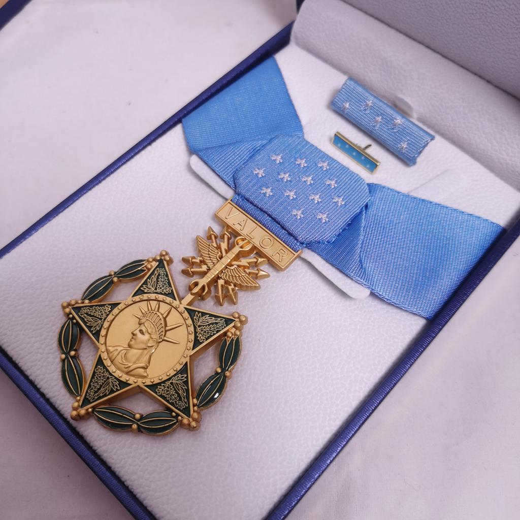 United States Badge Sea Medal Land Medal of Honor Air Three