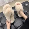 2025 осень и зима корейская версия кроличьего меха ins девушка универсальные крест женские толстая подошва домашняя обувь тапочки для волос женские