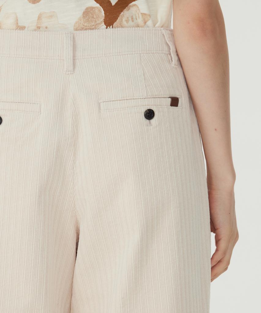 COVERNAT WOMAN Corduroy Pintuck Pants Ivory