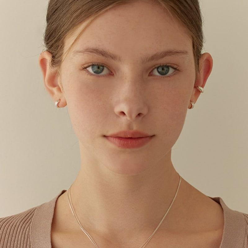 Lewe Triple Line Fit Earring