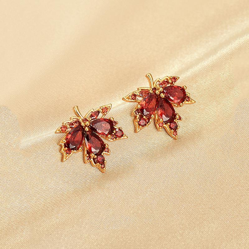 Серьги из стерлингового серебра 925 пробы, осенние серьги с кленовым листом в стиле ретро, циркониевые темпераментные серьги, легкие серьги в роскошном стиле, серьги в стиле ретро, серьги в стиле INS