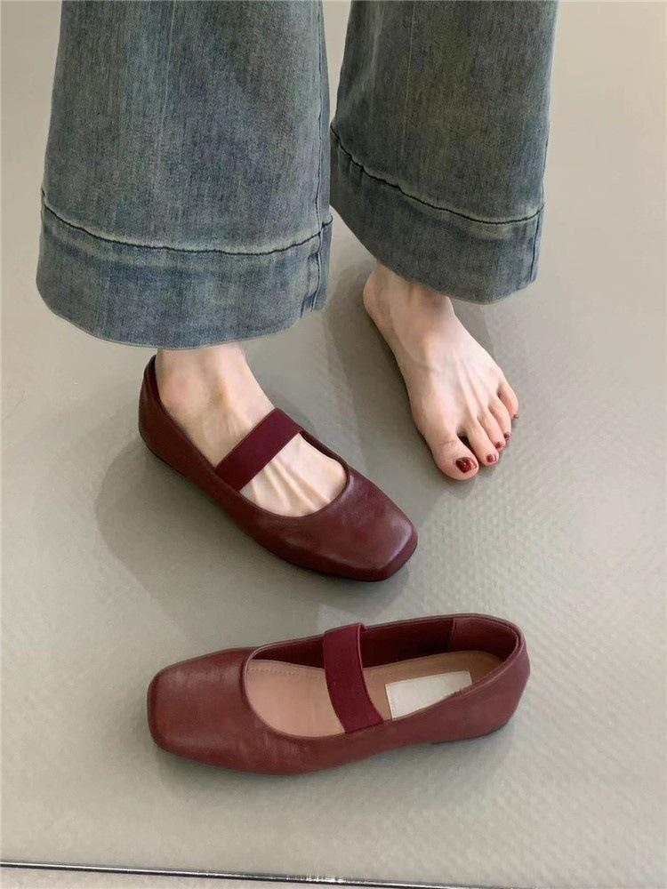 Женские туфли Мэри Джейн в стиле ретро 2025 года, новый французский темперамент, элегантные и универсальные, с юбкой, легкий рот, мягкая подошва, вечерние туфли