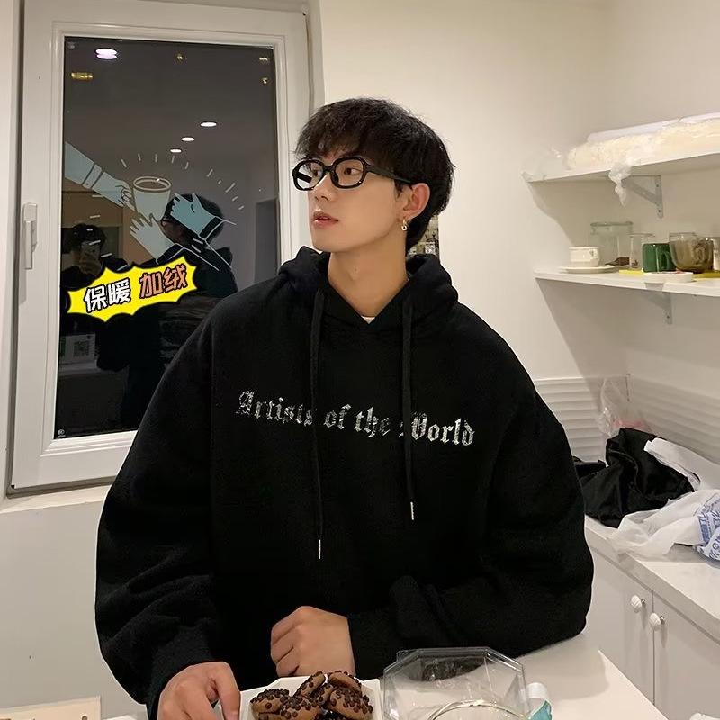 Men's Trendy American-Style Hooded Sweatshirt: Plus Velvet, Loose Fit, Casual Jacket for Teens - Ideal for Autumn and Winter.