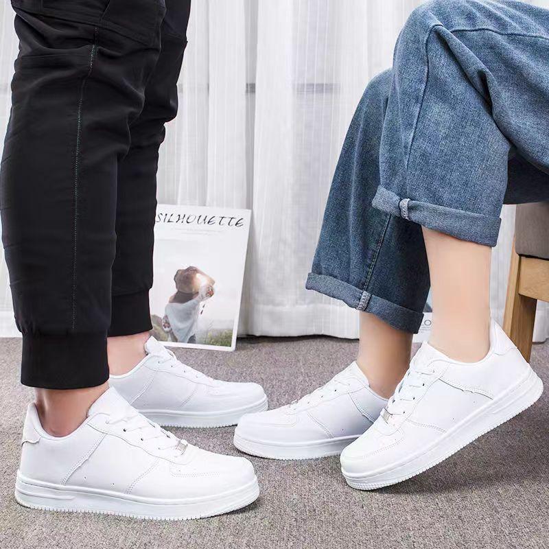 Прилив и кожаная пара обуви низкий верх мягкая подошва легкая повседневная обувь модная мода шнуровка мужские кеды