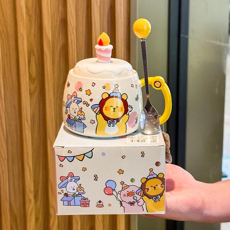 Креативная и милая мультяшная чашка для воды для пары, высококачественная керамическая кружка с крышкой, подарок на день рождения, сувенир