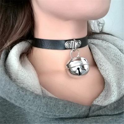 Ожерелье-воротник в стиле панк, новая регулируемая кожаная цепочка на шею, колокольчик, ключичная цепочка для женщин