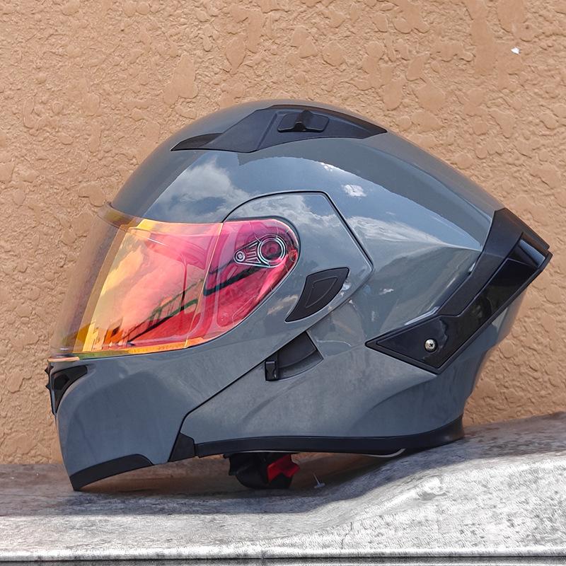 New Motorcycle Helmet Men's Face Helmet Women's Locomotive Full Helmet Summer Double Lens Universal In All Seasons