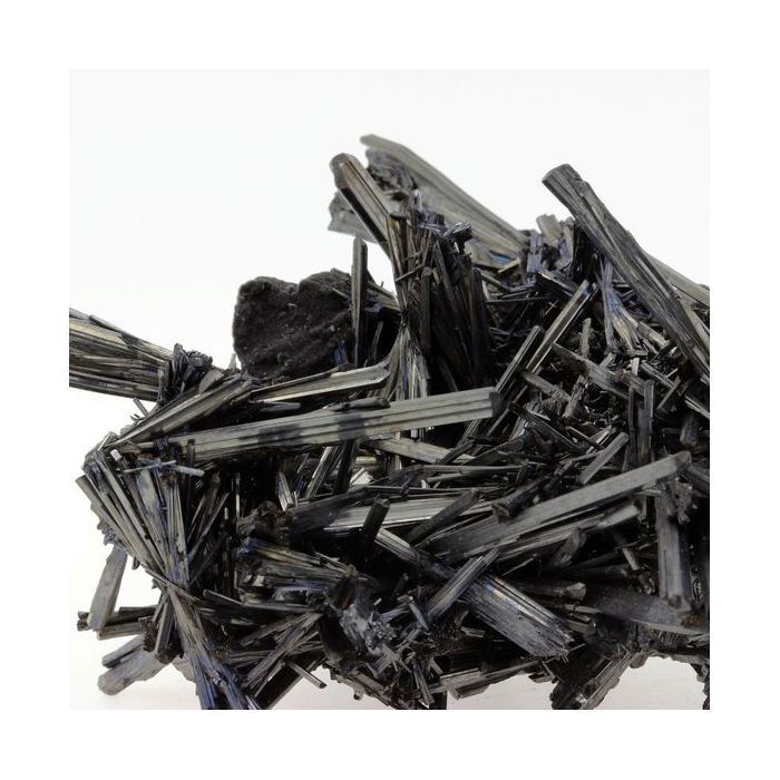 Stibnite 1470.1 Carats