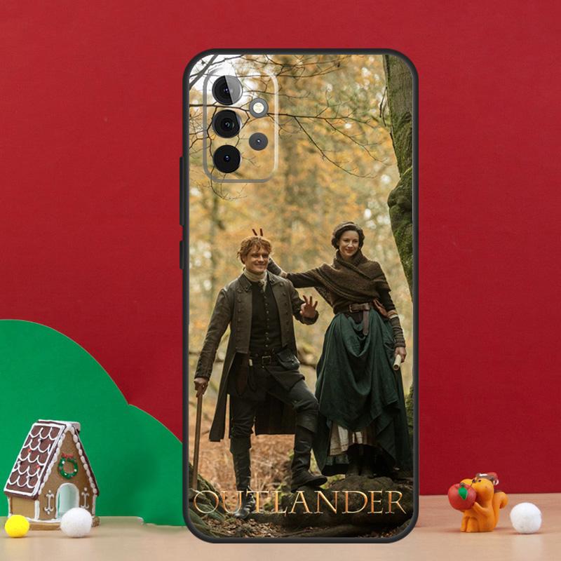 Чехол Outlander Jamie and Claire для Samsung Galaxy A56 A33 A13 A36 A23 A52 A32 A12 A54 A34 A14 A16 A53 A15 A35 A55 A17