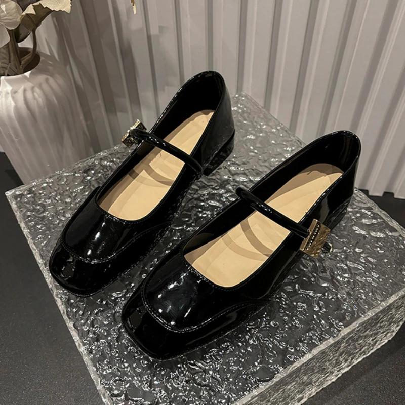 Женские туфли Мэри Джейн, новые модные элегантные туфли с квадратным носком, для банкета, вечеринки, с неглубоким носком, на низком каблуке, на плоской подошве для женщин