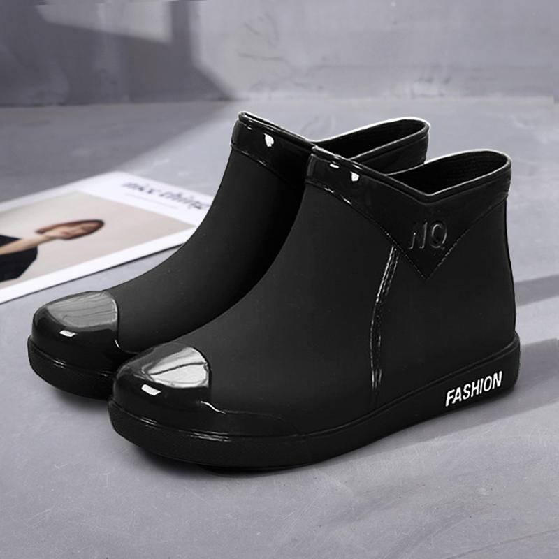 Rain Boots with and Without Fleece Women's Fashion Non Slip Waterproof Short Tube Rubber Shoes  Adult Rain Boots Plus Velvet Warm Rain Shoes