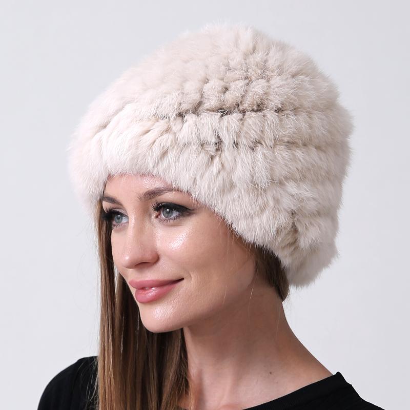 Вязаная шапка из кролика с натуральным мехом для тепла зимой