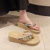 2025 Summer Wear New Thick-bottomed Cool Slippers for Women's Comfortable, Lightweight and Non-slip Vacation Seaside Beach Cool Slippers