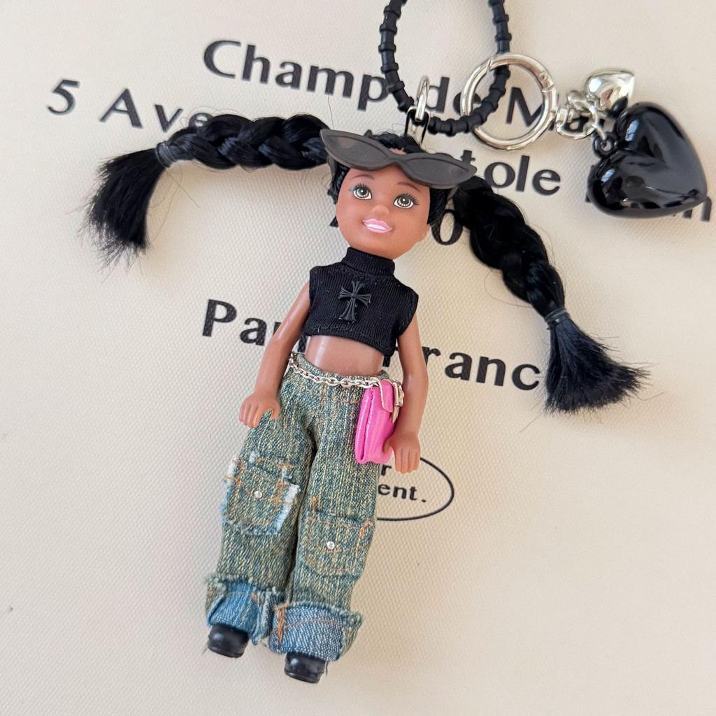 Черная кожа Тренд Милая виниловая кукла Милый брелок-подвеска Барби Подвеска для сумки