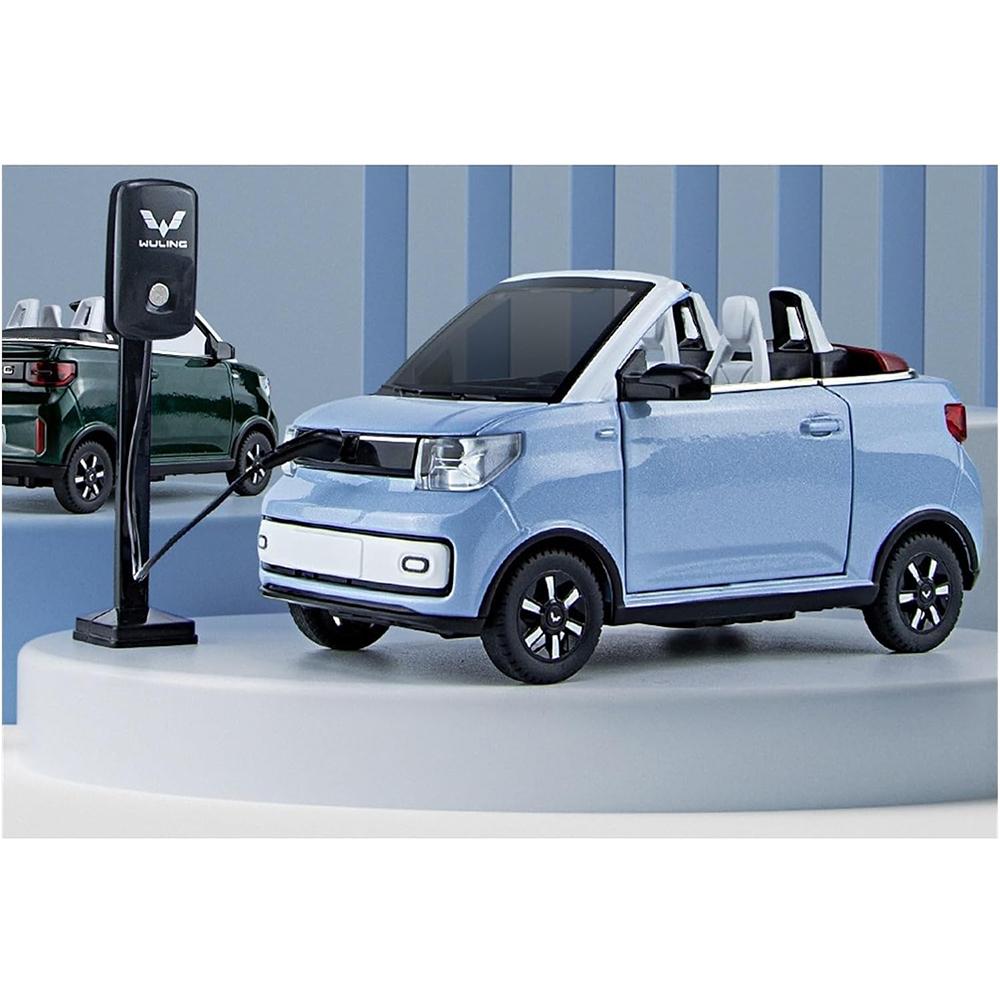 Масштаб 1/24 WuLing MINI EV, имитация украшения автомобиля, литой грузовик из сплава, статическое электричество может открыть дверь, игрушечный автомобиль, подарок для взрослых для любителей коллекции