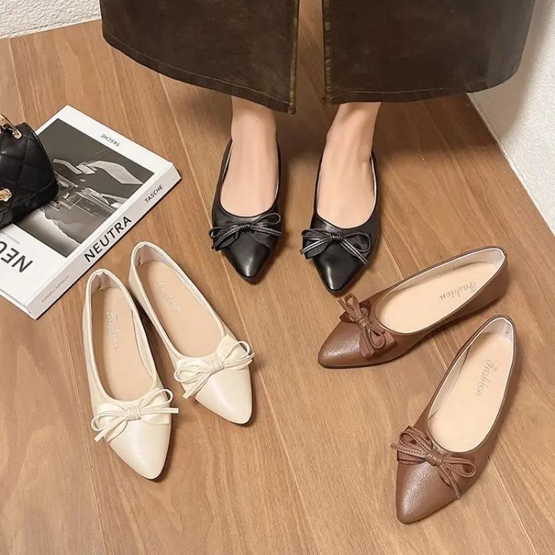 Fashion Summer New Women Fashion Concise Soft Flats Non-slip Shallow Knot Patent Leather Flats Lady Pointed Toe Breathable Flat Plus Siz