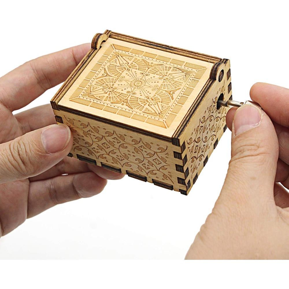1PC Music Box, Antique Engraved Musical Boxes Case for Love One Wooden Music Box - Gifts for Lover, Boyfriend, Girlfriend, Husband, Wife (WOOD)