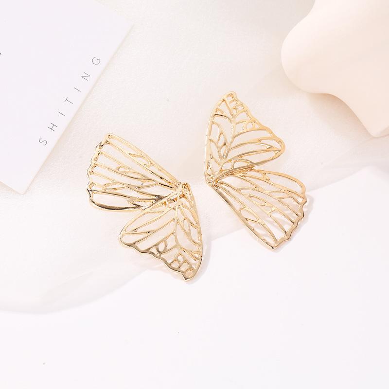 New European and American Dark Hollow Butterfly Rose Earrings with Cold Style Gothic Earrings