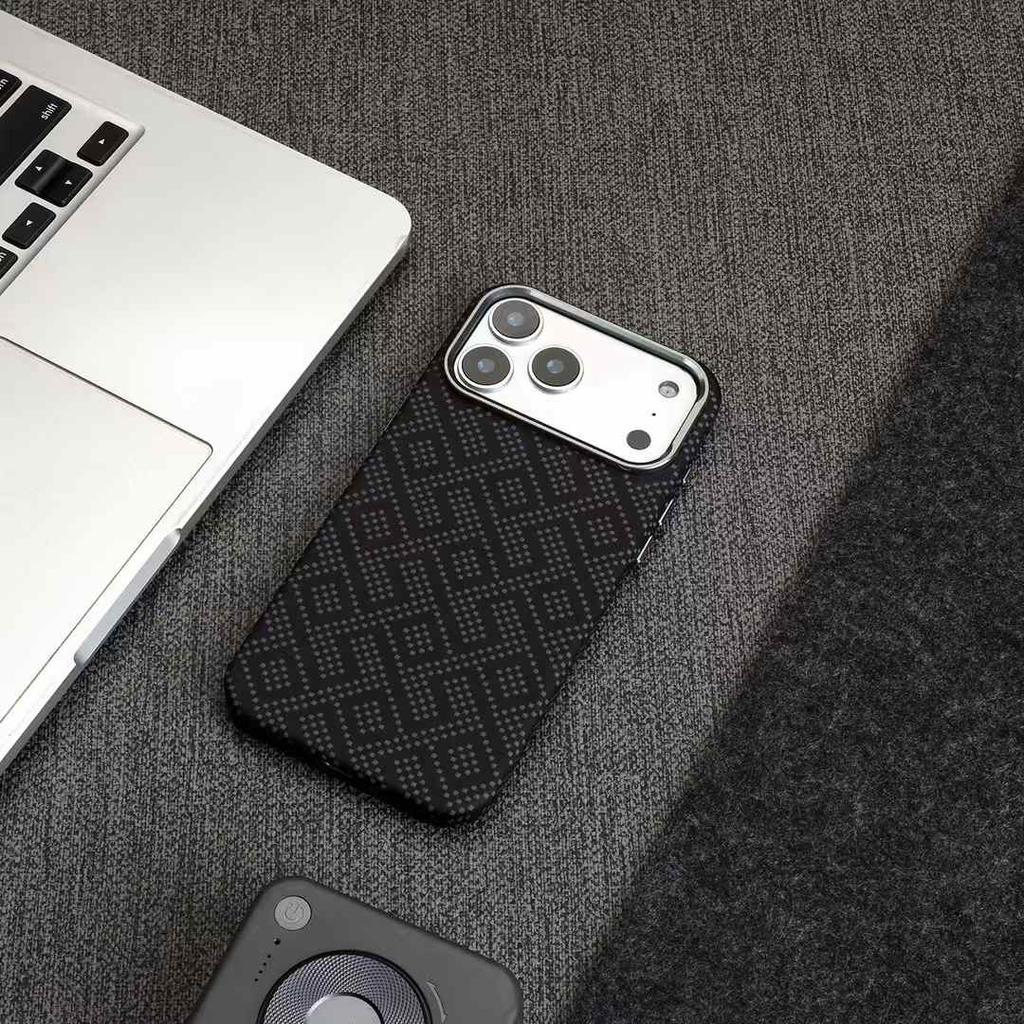 Роскошный магнитный чехол с текстурой карбона для iPhone 17 Pro Max Air 16 15 14 13 12 Pro, металлический ободок камеры, кнопка, противоударная крышка