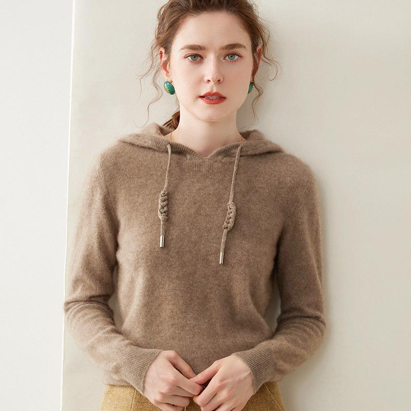 Women's Hooded Cashmere Sweater: Warm, Windproof, Long-Sleeved Pullover with Solid Color for Autumn and Winter.