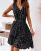 Женское платье миди в европейском и американском стиле 2022 года с V-образным вырезом на шнуровке и узором в горошек.