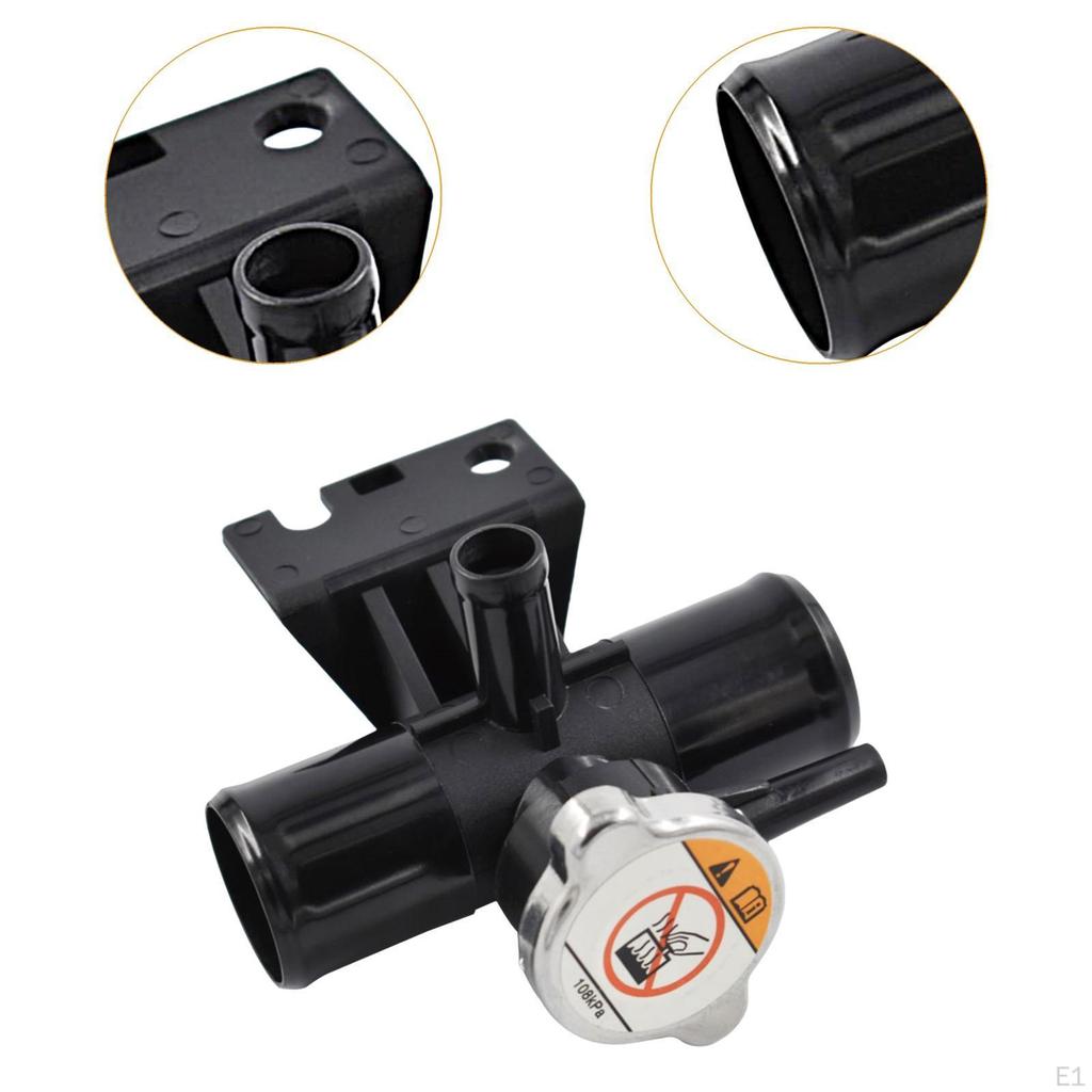 1350A015 Заливная горловина радиатора охлаждающей жидкости Профессиональные запасные части Автомобильные аксессуары Легко