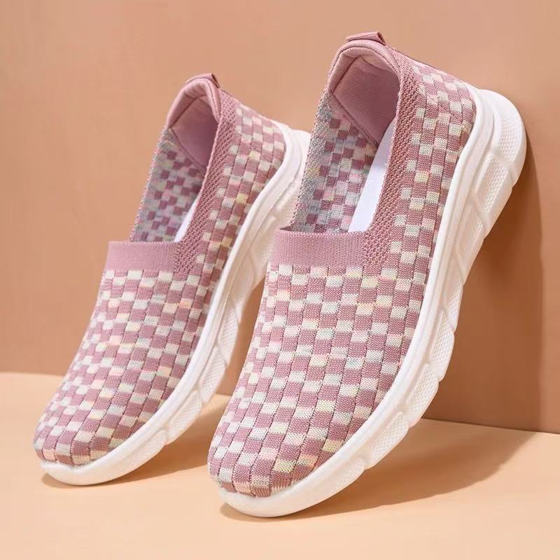 New Spring and Summer Women's Shoes Flat-bottomed Shallow-mouth Fly-woven Shoes, Light, Casual and Breathable, One-pedal Mother Shoes