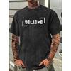 Мужская футболка с принтом "Believe" - Потертый бежевый и черный мотивирующий принт, Утолщенная стираная хлопковая футболка с круглым вырезом, Повседневная футболка с коротким рукавом