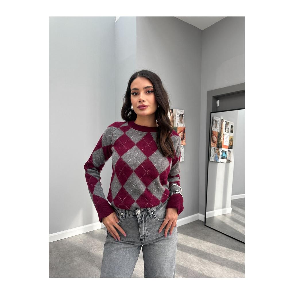 Square Pattern Sweater