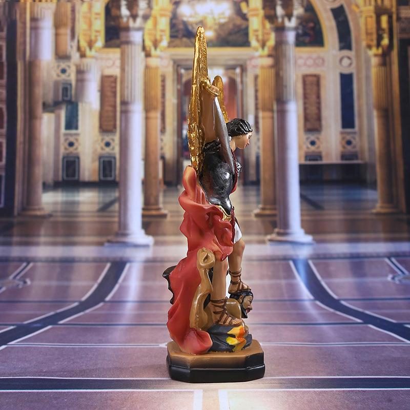 Улица. Фигурка Архангела Михаила, поражающего демона, Смоляное украшение, Декор для дома, офиса, стола, спальни, Подарок, Статуэтка, Скульптура