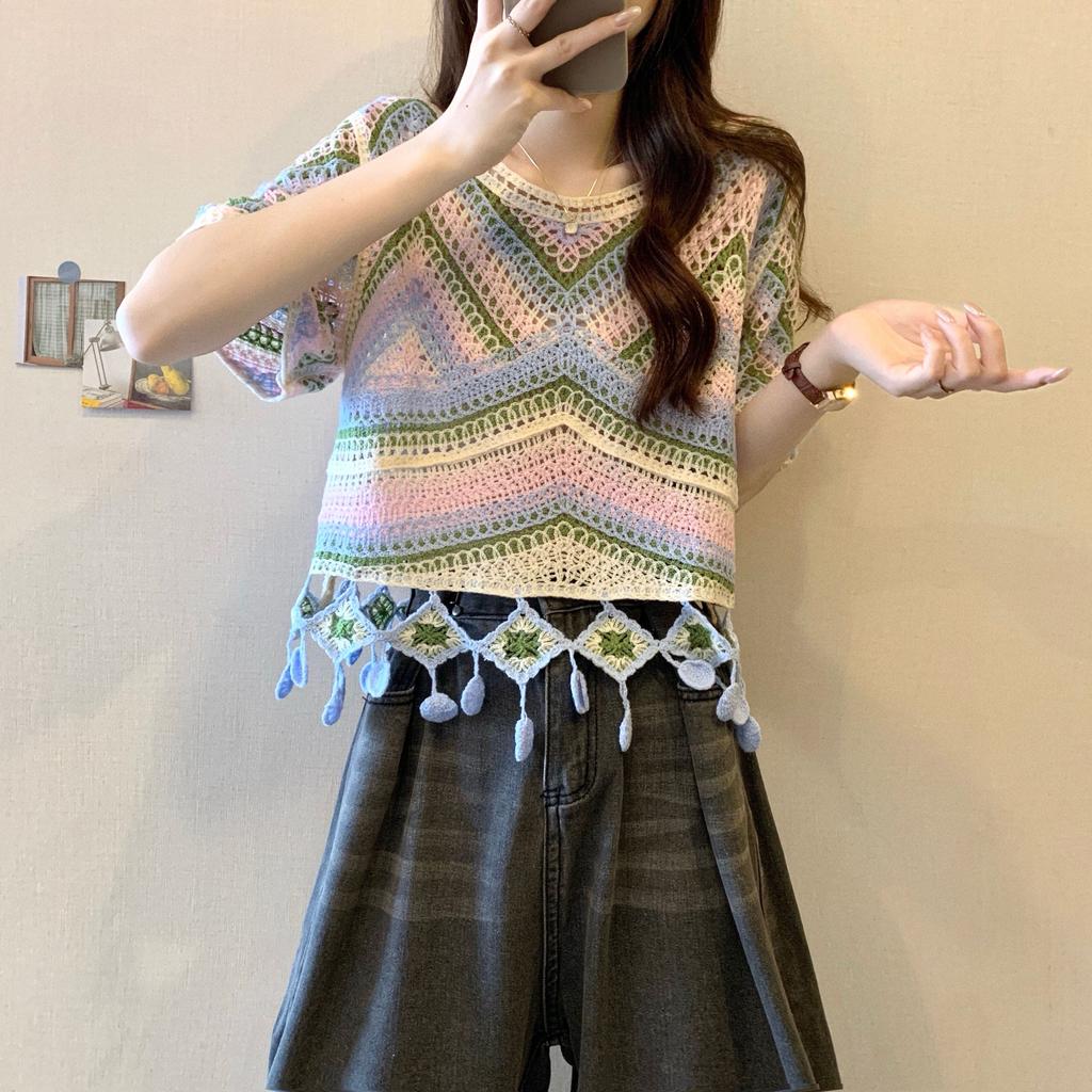 Трикотажная рубашка из ледяного шелка с вышитым ажурным узором в богемном стиле и короткими рукавами с цветочным узором в этническом стиле 1