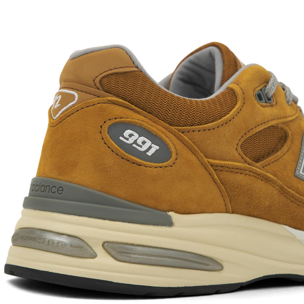New Balance 991v2 Сделано в Англии Пакет Возрождение Ярких Цветов - Желтые Мужские Кроссовки Серебристый Сплав U991YE2