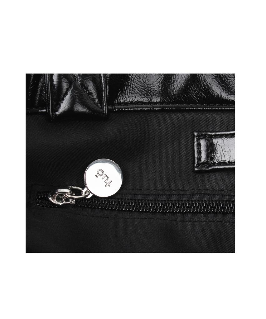 Tuo Carrie Medium Black · Carrie Medium Black