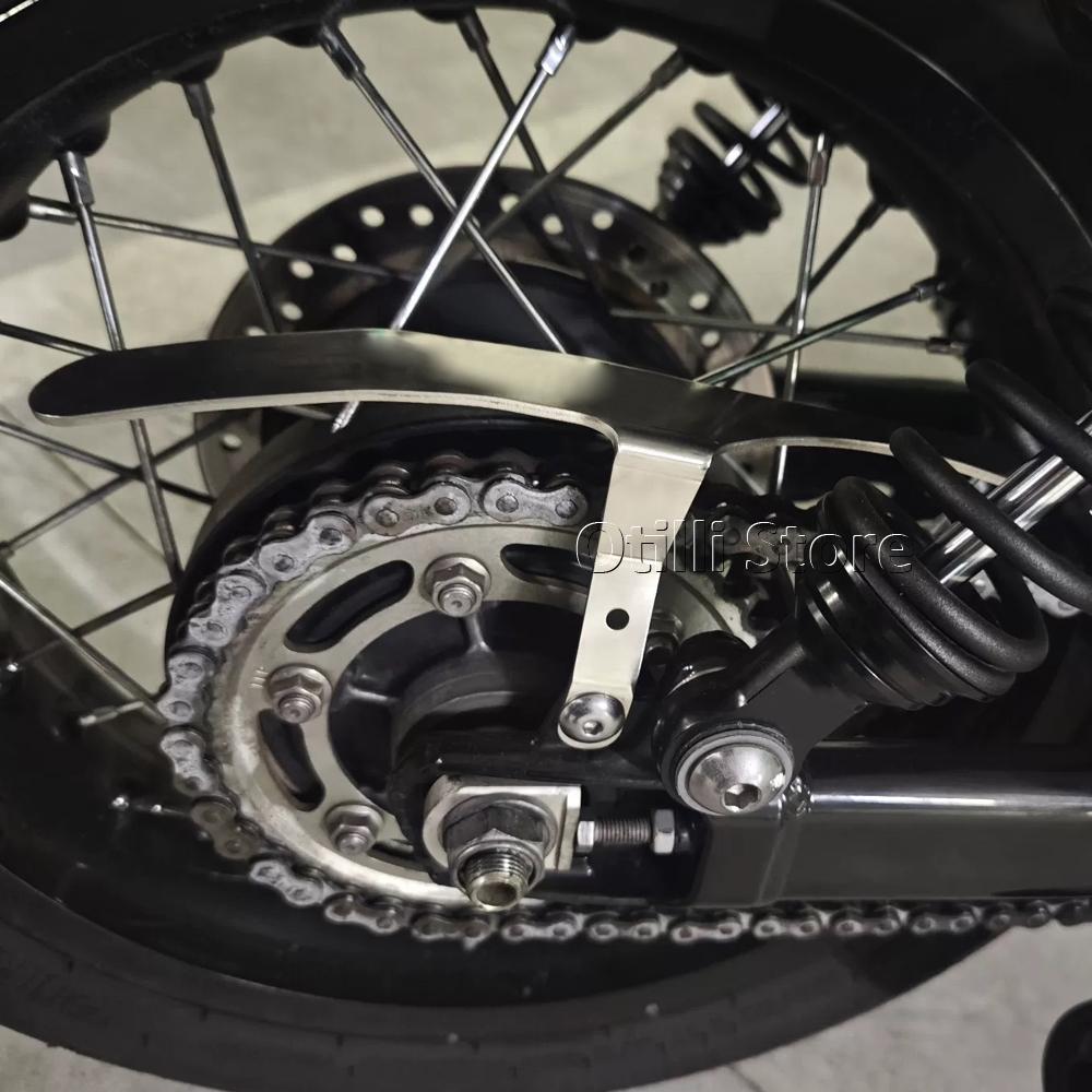Fit For Bonneville T100 T120 Scrambler Speed Twin 900 1200 Thruxton RS Rear Sprocket Cover Motorcycle Chain Protector Guard