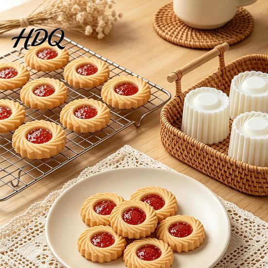 Mooncake Press Mold 2-in-1 Round Mold Double Ended Pastry with Scallop And Manual Dessert Spiral Embossing for DIY Baking Handheld Cookie