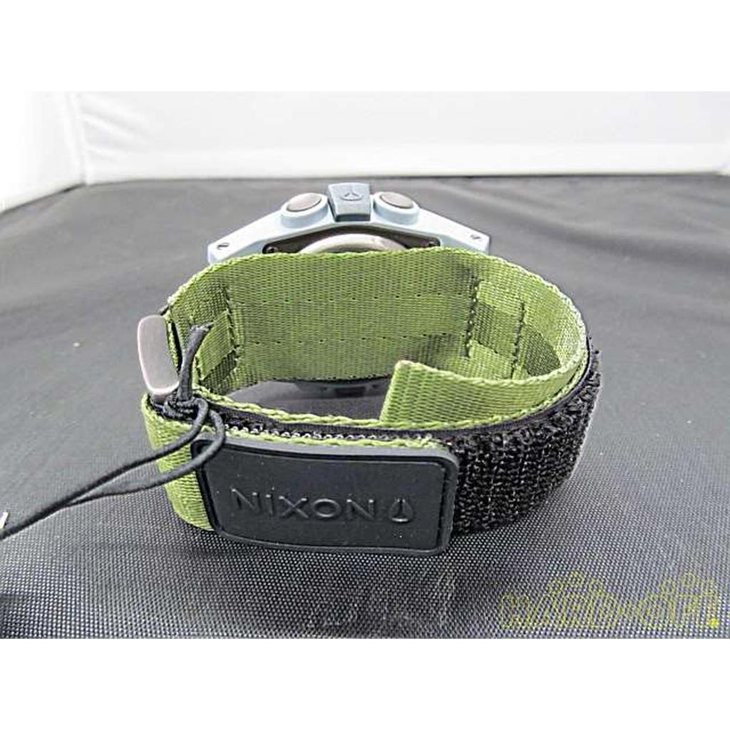 Б/у Кварцевые цифровые часы NIXON A489 1376