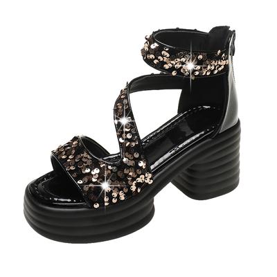 Мода 2024 Лето Новая Мода Повседневные Квадратный Носок Все-сочетаемые Платформа Высокий Каблук Яркая Кожа Открытый Носок Водонепроницаемые Римские Сандалии