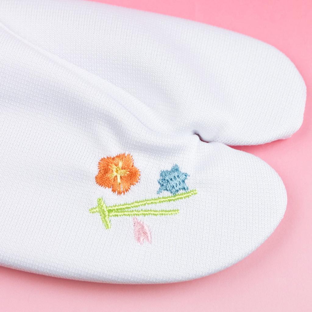 KYOETSU Вышитые носки таби с японским узором и чехлы таби женские нескользящие (Размеры 13-14см, А. Фукиёсэ)