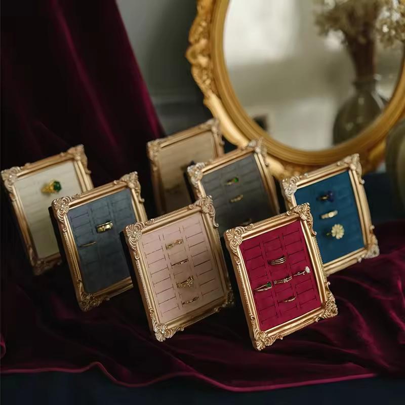 Vintage Baroque Embossed Frame Jewelry Display Stand Velvet Lined Ring Storage Tray Antique Gold Jewelry Organizer Photography Prop For Shop