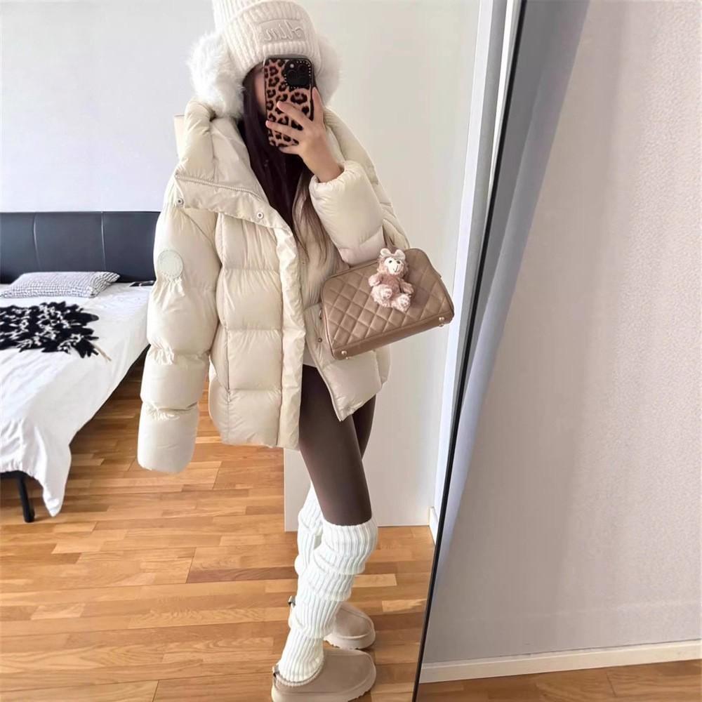 Anti-season down cotton-padded clothes for women's winter new models for small men, hooded and thickened short bread clothes, cotton-padded jackets.