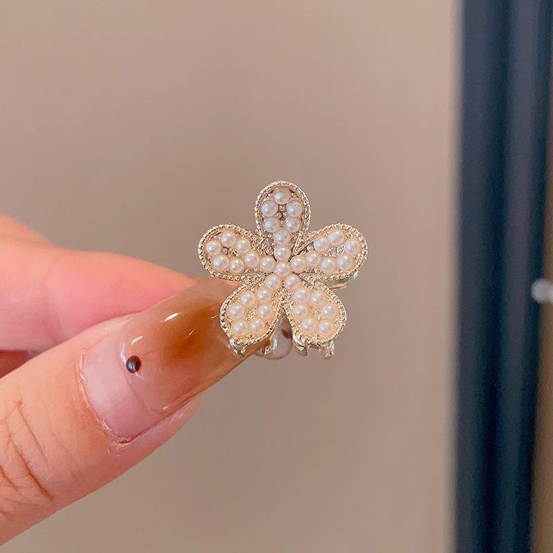 2025 Жемчужная заколка-краб для волос для женщин - Элегантный осенне-зимний аксессуар для волос для челки и боковых укладок