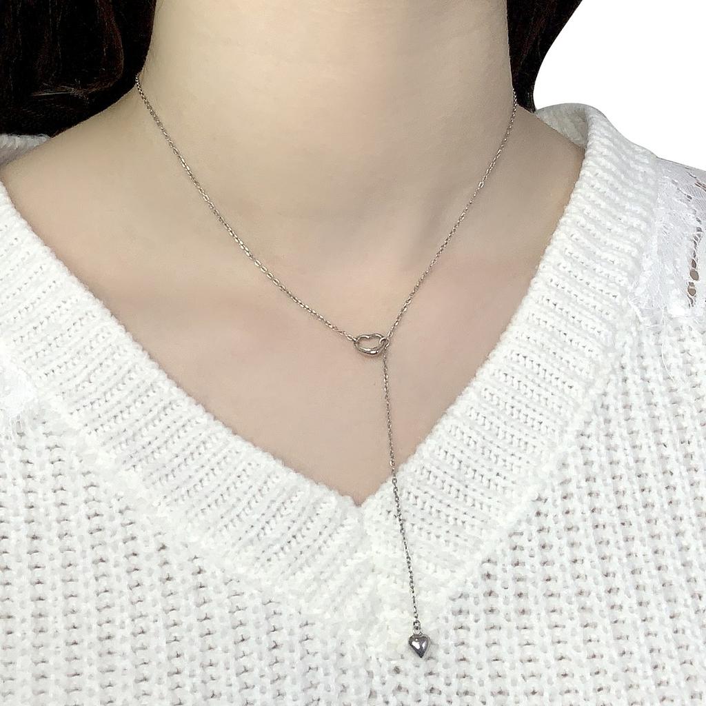 Серебряное колье с без камней, вес изделия 2,84 гр (1935965)