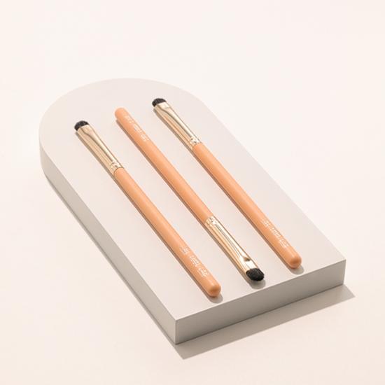 THE TOOL LAB 209 Кисть для нанесения теней