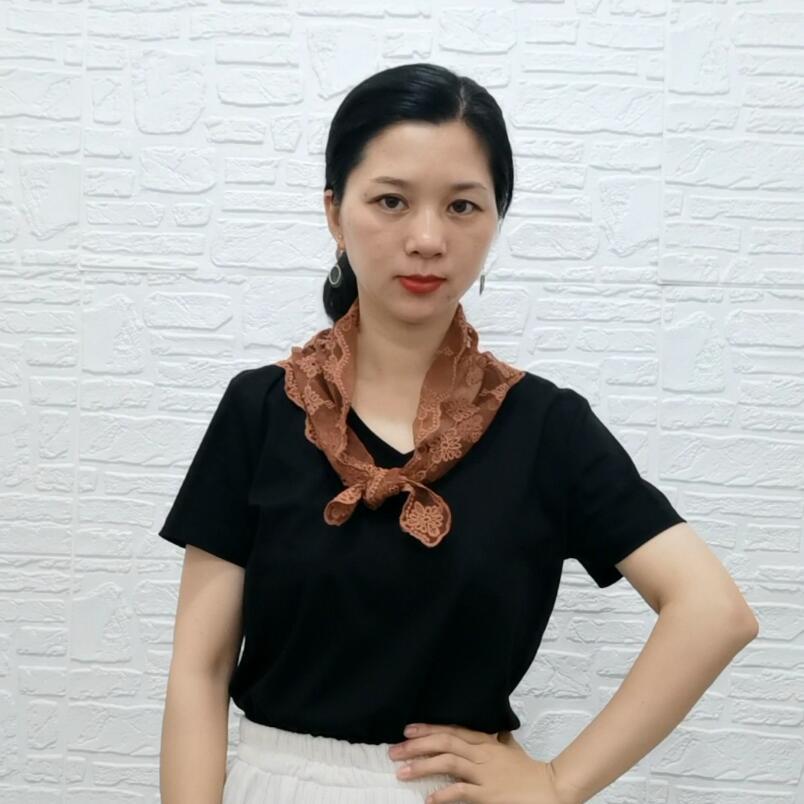 Summer Fashion Transparent Lace Embroidered Triangle Scarf Women's Hollow Scarf Floral Scarf for Women