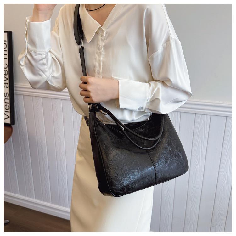 Сумка большой вместимости для поездок на работу, женская новая повседневная простая наплечная сумка, популярная универсальная сумка-мессенджер