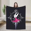 Игра Hollowed Knights Silksong Фланелевое одеяло Зимнее Мягкое Прочное Плед для детской спальни Покрывало на кровать Диванное покрывало