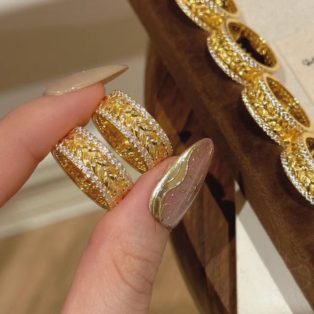 New Wheat Ear Pendant Women's Flash Road Passeway Autumn and Winter Noble Accessories Gold Branch Jade Leaf Exquisite Collarbone Chain Wheat Ear Ring