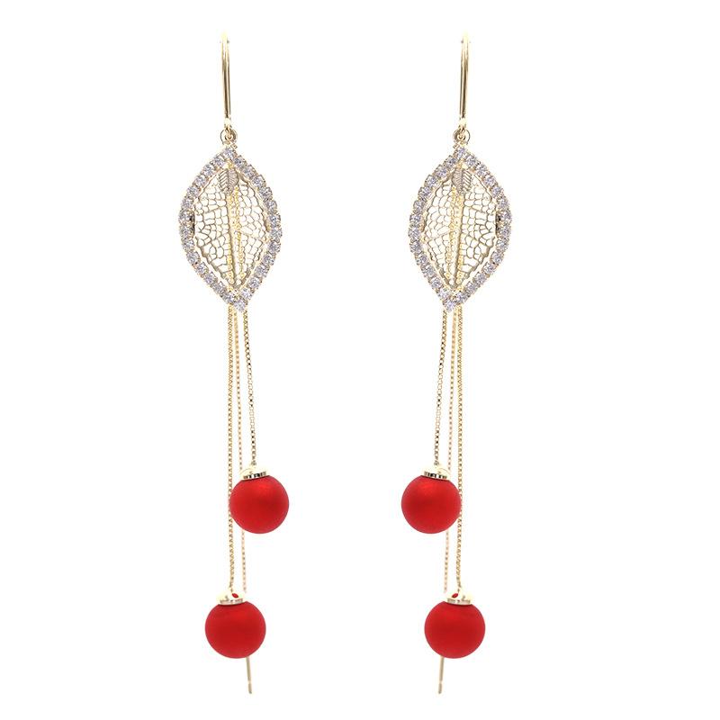 Новые полые серьги в виде листьев, эффектные элегантные красные серьги с линиями ушей, корейская мода, длинные кисточки, женские свадебные украшения