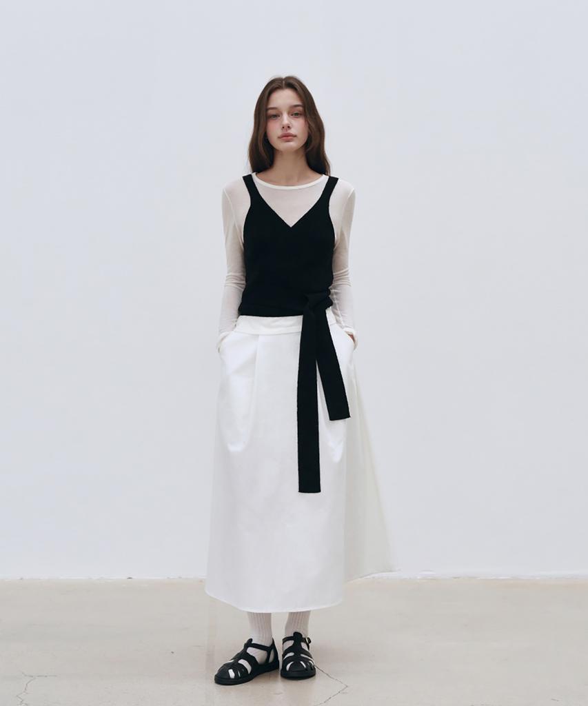 Roeil Pintuck Line Flare Long Skirt - Ivory
